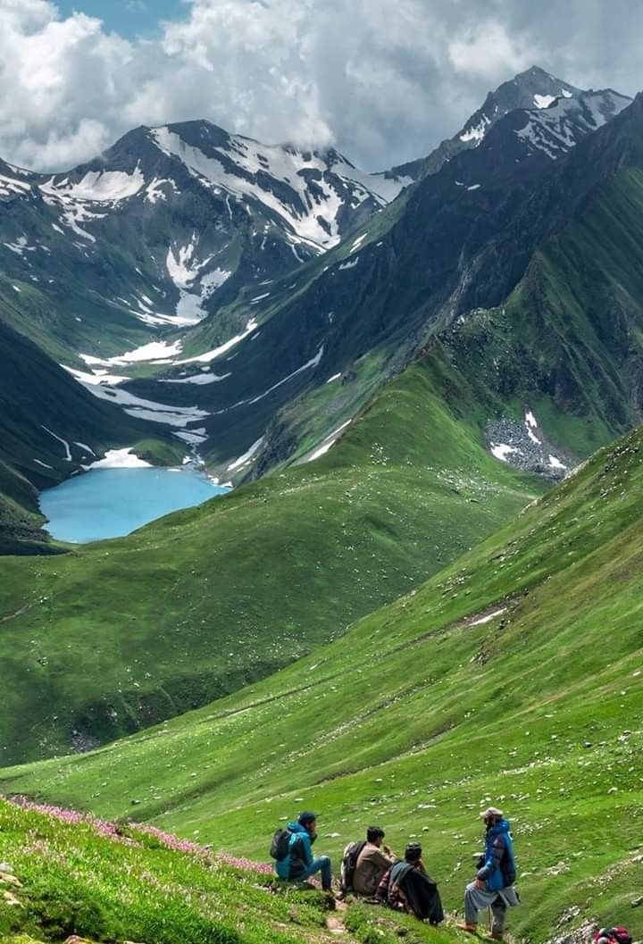 KASHMIR GREAT LAKES